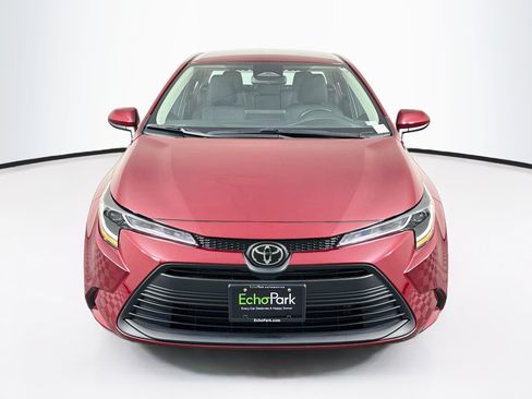 Used 2025 Toyota Corolla LE FWD image 2