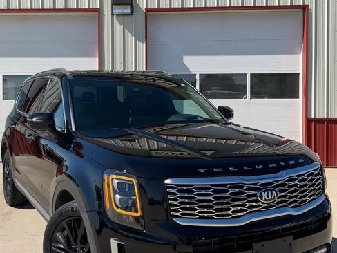Used 2021 Kia Telluride SX w/ SX Prestige Package AWD/4WD image 1