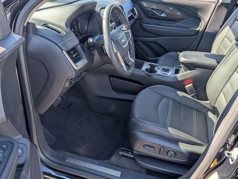 Used 2022 GMC Terrain Denali image 6