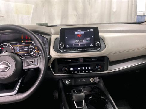 Used 2023 Nissan Rogue SV image 18