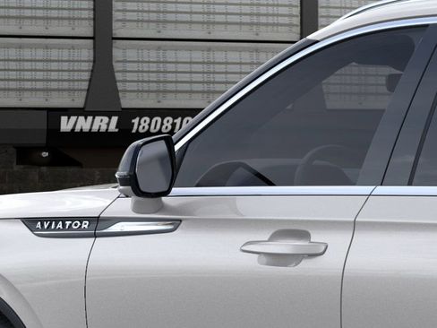 New 2025 Lincoln Aviator Reserve w/ Equipment Group 201A image 20