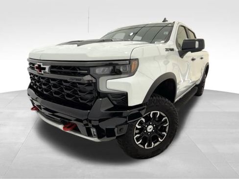 Used 2024 Chevrolet Silverado 1500 ZR2 image 1