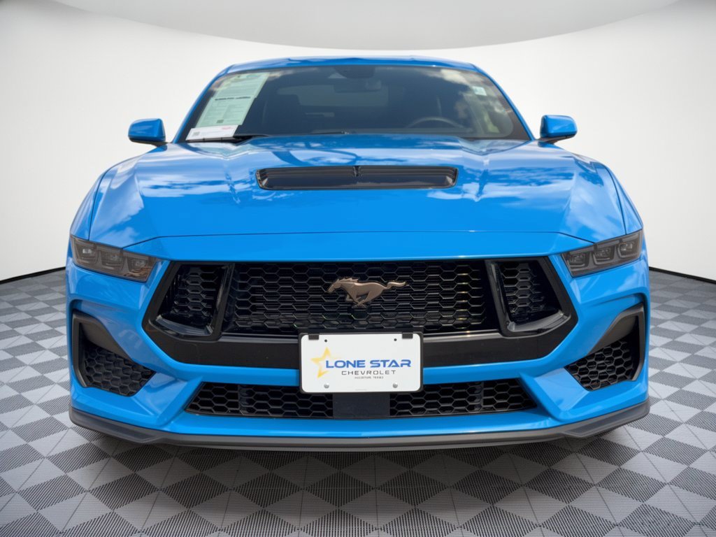Used 2025 Ford Mustang GT Premium w/ GT Performance Package RWD image 6