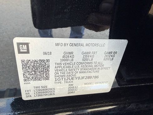 Used 2018 GMC Sierra 2500 Denali w/ Duramax Plus Package AWD/4WD image 36