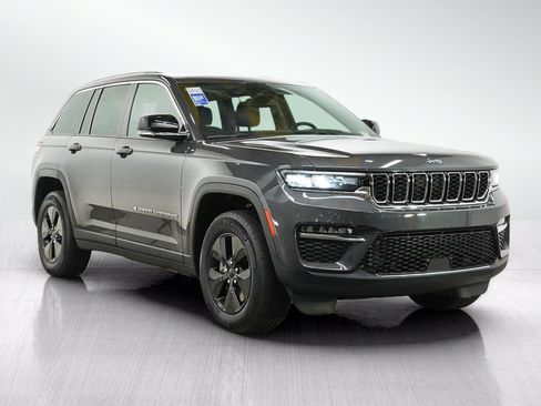 Used 2023 Jeep Grand Cherokee 4WD 4xe image 7