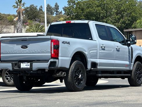 New 2026 Ford F250 Lariat w/ Black Appearance Package AWD/4WD image 3