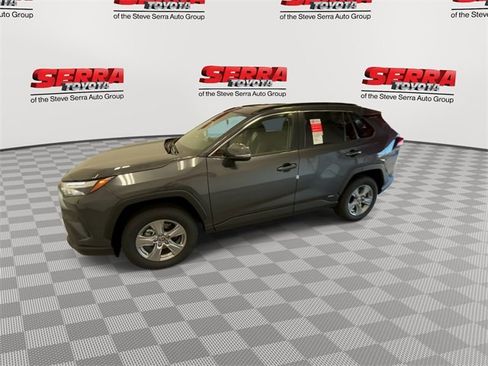 New 2025 Toyota RAV4 XLE w/ Convenience Package image 5