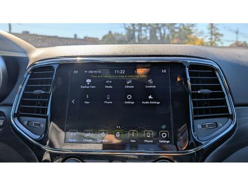 Used 2020 Jeep Grand Cherokee Laredo w/ Laredo X Package image 26