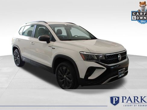 Used 2024 Volkswagen Taos S FWD image 1
