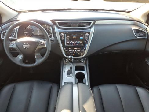 Used 2024 Nissan Murano SV AWD/4WD image 14