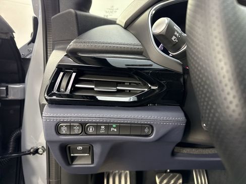 New 2026 Acura MDX Type S AWD/4WD image 13