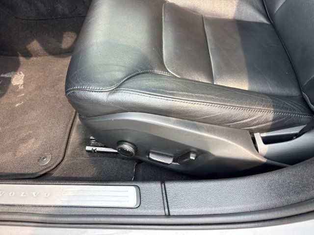 Used 2024 Volvo S60 B5 Core FWD image 7