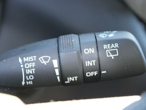 Used 2025 Toyota Sequoia SR5 image 21