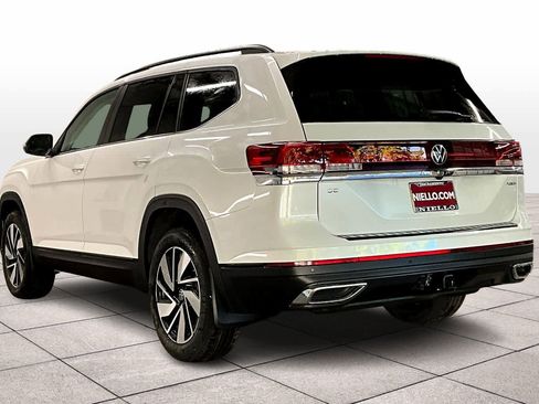New 2026 Volkswagen Atlas SE image 3