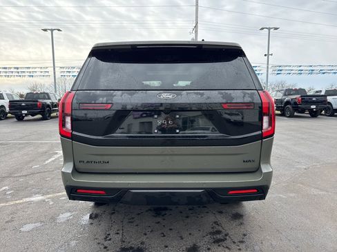 Used 2025 Ford Expedition Max Platinum w/ Stealth Performance Package image 5