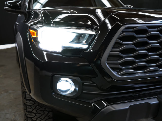 Used 2023 Toyota Tacoma TRD Off-Road AWD/4WD image 46
