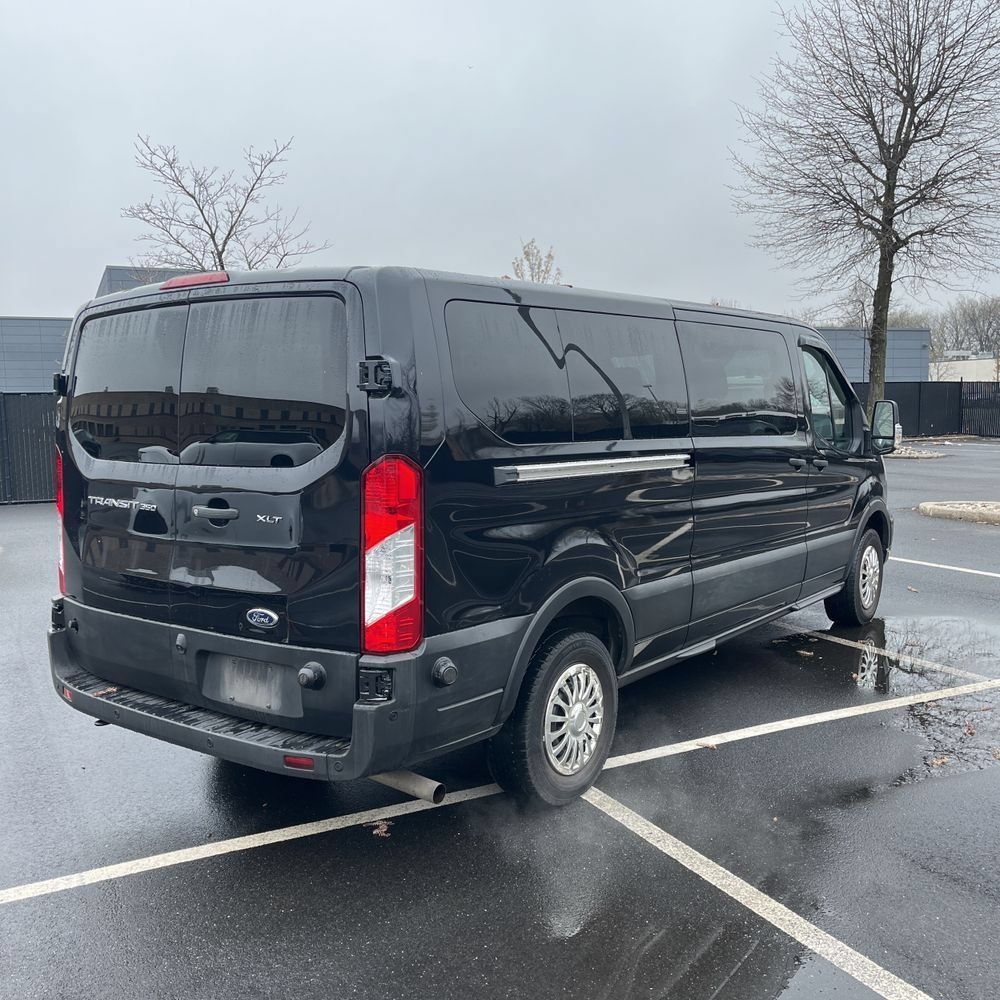 Used 2020 Ford Transit 350 XLT RWD image 3