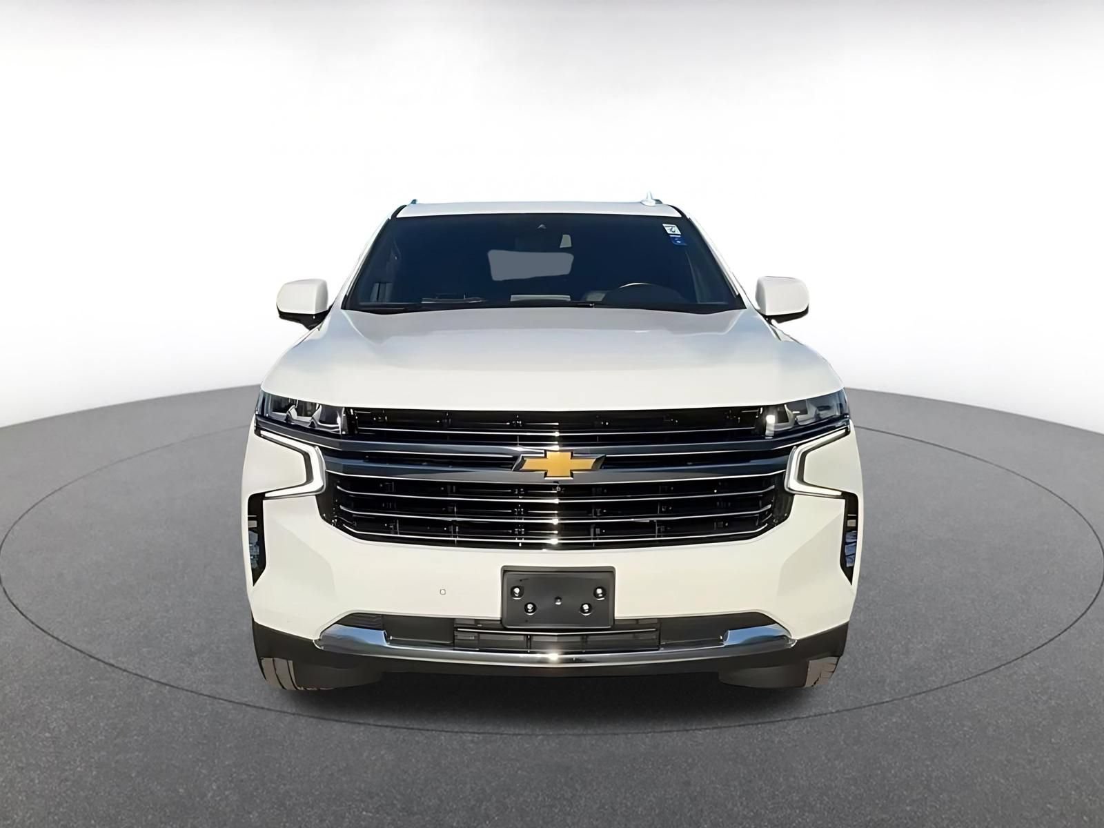 Used 2024 Chevrolet Tahoe LT w/ Luxury Package RWD image 4