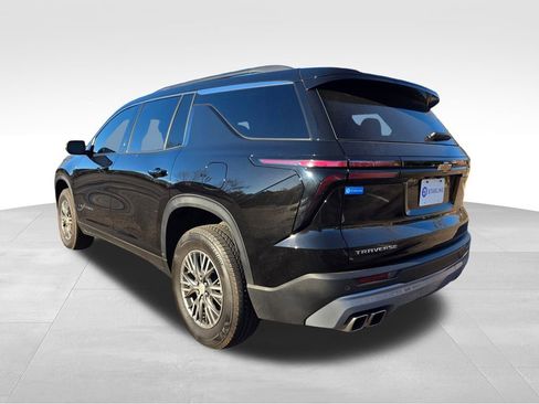 New 2026 Chevrolet Traverse LT w/ LPO, Floor Liner Package FWD image 5