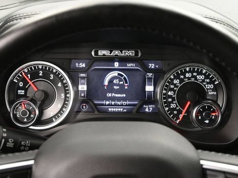 Used 2021 RAM 1500 Laramie RWD image 9