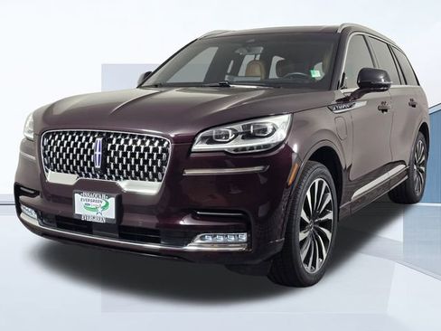 Used 2023 Lincoln Aviator Black Label Grand Touring w/ Class IV Trailer Tow Package image 3