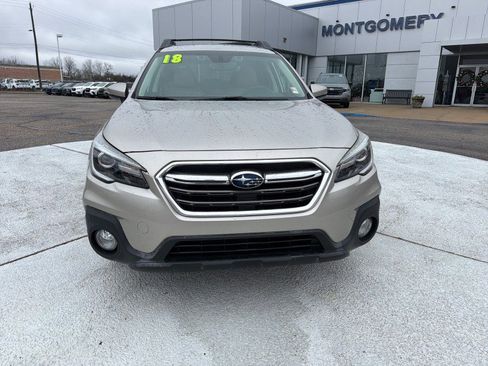 Used 2018 Subaru Outback 2.5i Limited image 2