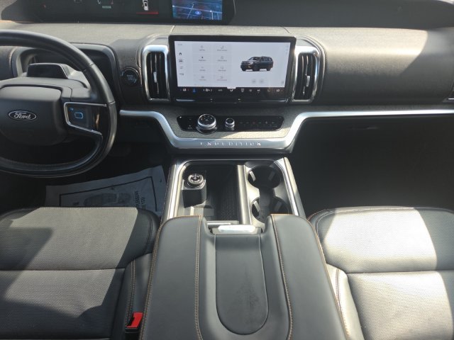 Used 2025 Ford Expedition Tremor AWD/4WD image 39
