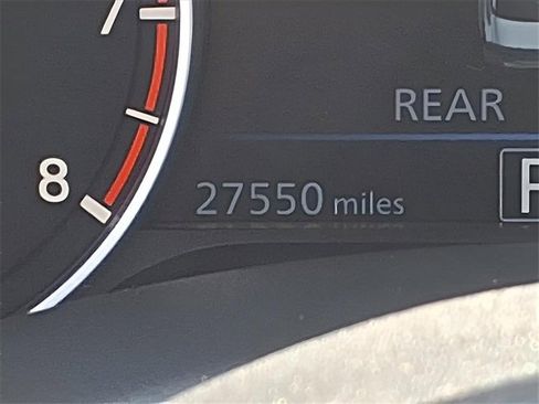 Used 2024 Nissan Altima 2.5 SV image 13