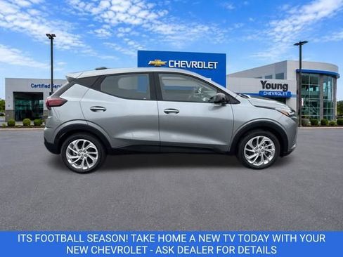 New 2027 Chevrolet Bolt LT FWD image 8