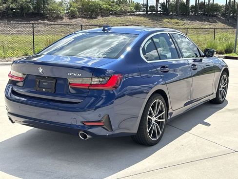 Used 2019 BMW 330i Sedan w/ Convenience Package RWD image 11