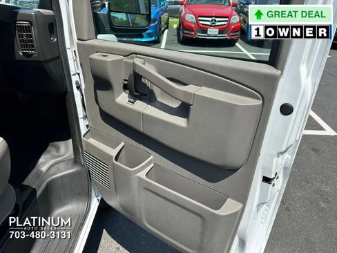 Used 2020 Chevrolet Express 2500 w/ Communications Package RWD image 15