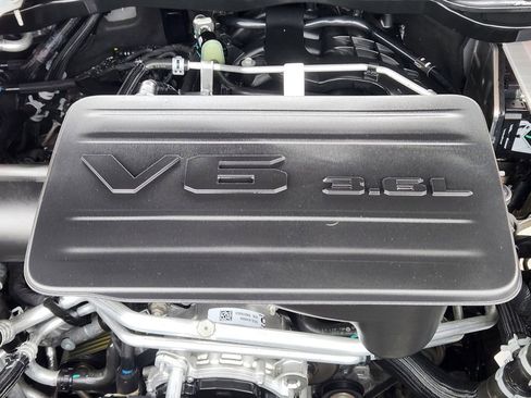 Used 2025 RAM 1500 Big Horn AWD/4WD image 16