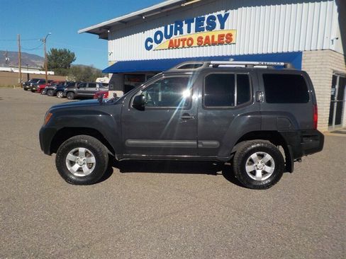 Used 2012 Nissan Xterra S image 3
