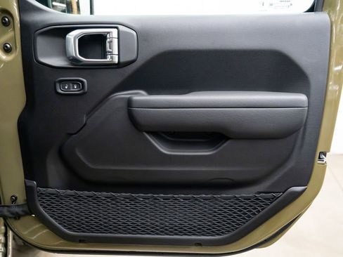 New 2026 Jeep Gladiator Sport image 26