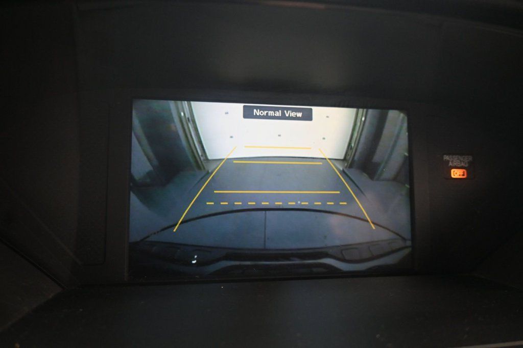 Used 2015 Honda Pilot Touring image 18