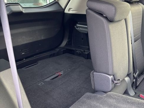 Used 2019 Nissan Rogue SV image 26