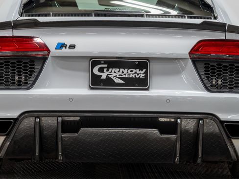 Used 2017 Audi R8 V10 plus w/ Full Leather Package image 16