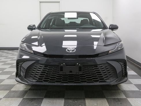 New 2026 Toyota Camry SE image 3