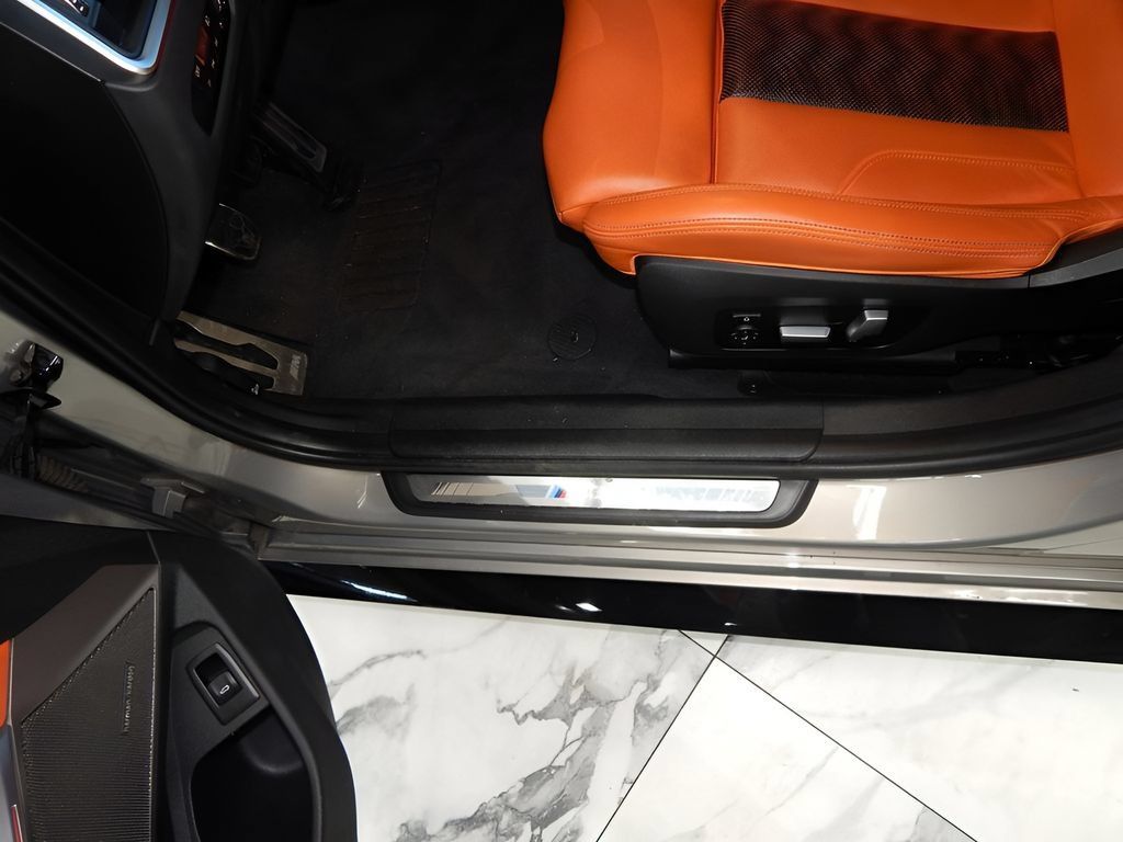 Used 2021 BMW M3 w/ Executive Package RWD image 11