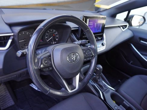 Used 2023 Toyota Corolla SE image 11