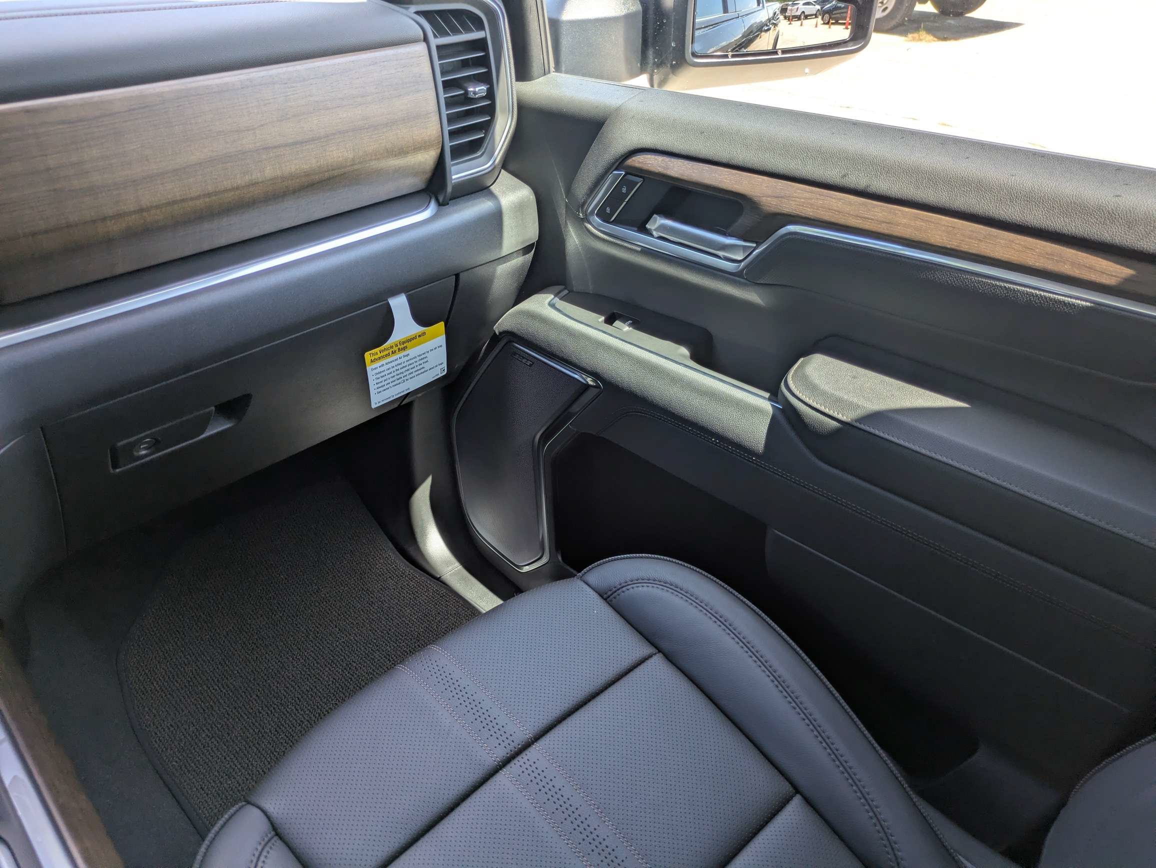 New 2026 Chevrolet Silverado 2500 High Country w/ Midnight Edition AWD/4WD image 10