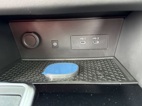 New 2026 Nissan Pathfinder SV w/ SV Premium Package FWD image 8