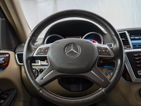 Used 2013 Mercedes-Benz GL 450 4MATIC image 52