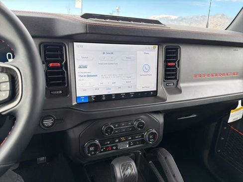 New 2025 Ford Bronco Raptor image 21