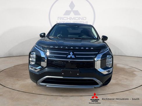 New 2026 Mitsubishi Outlander SE FWD image 8