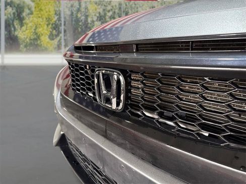 Used 2020 Honda Civic Sport image 18