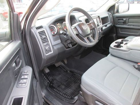 Used 2016 RAM 1500 Express w/ Black Ram 1500 Express Group image 17