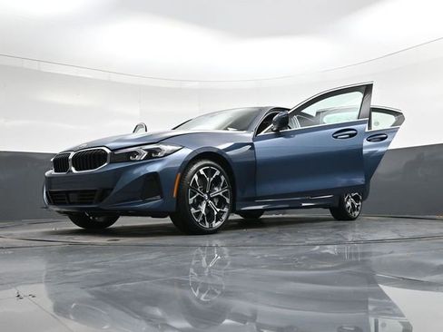 New 2026 BMW 330i xDrive Sedan w/ Premium Package image 41