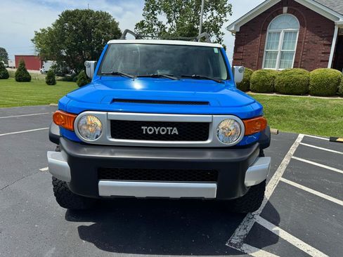 Used 2007 Toyota FJ Cruiser 4WD image 14