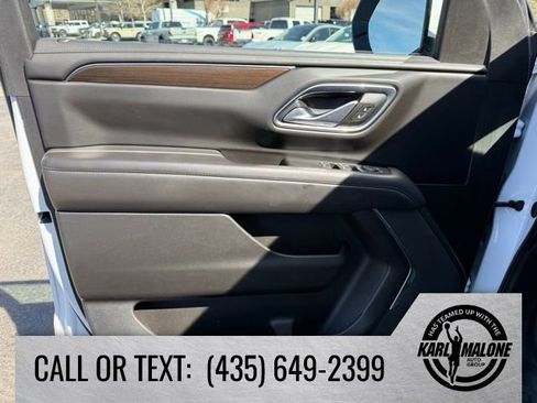Used 2024 GMC Yukon XL SLE w/ Max Trailering Package AWD/4WD image 12